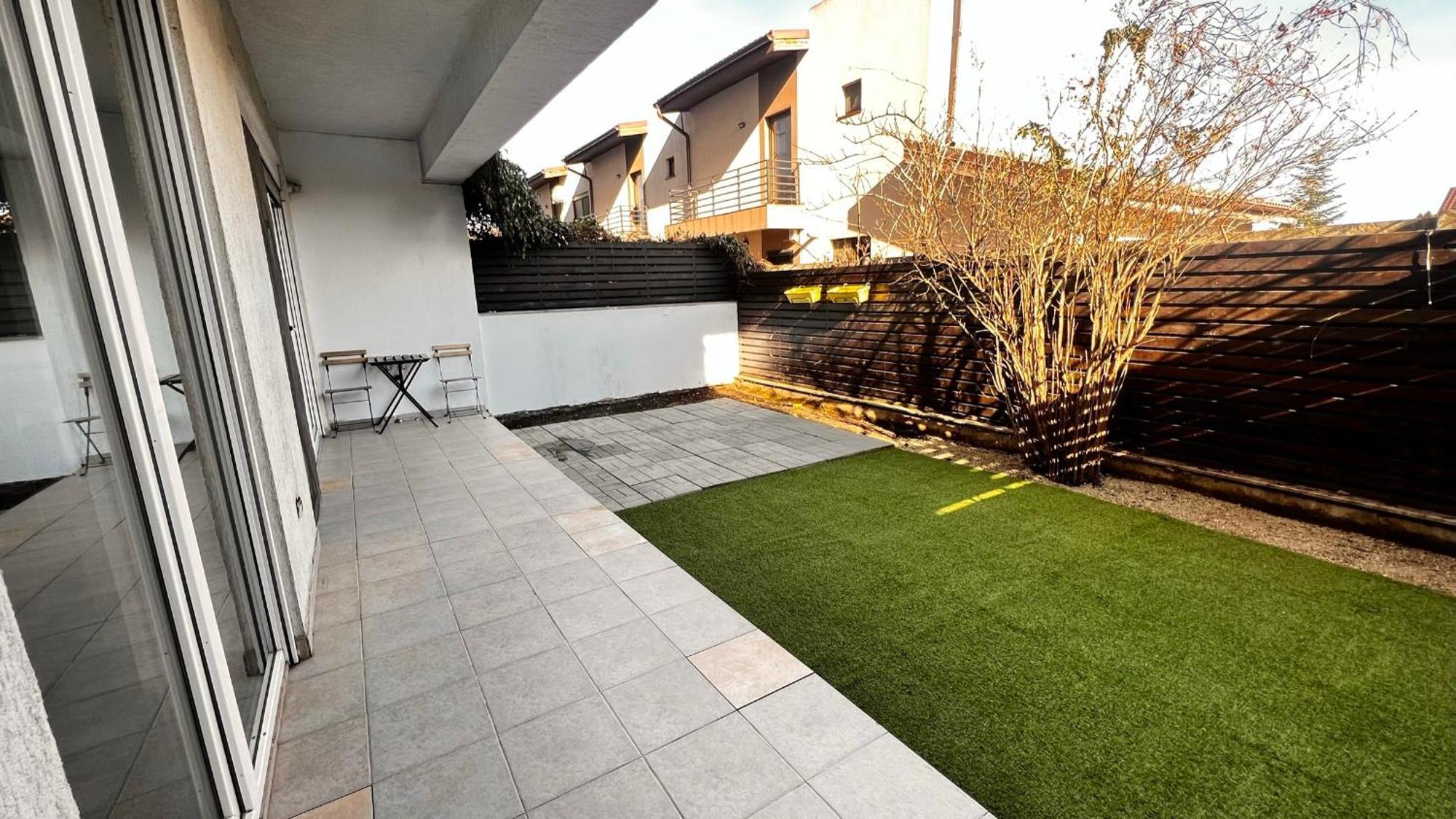 Otopeni Airport Apartment With Private Garden Exteriér fotografie